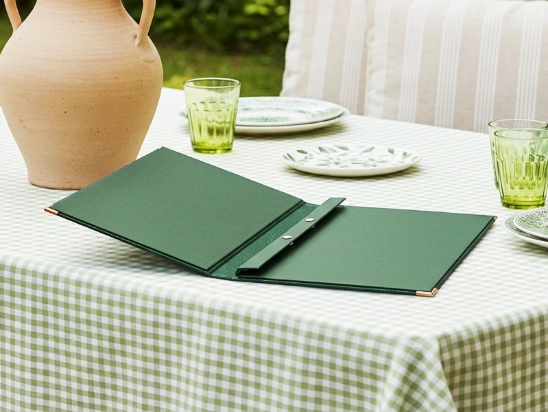 Gastronomie-Speisekarte Finesso Druckknopf in Grau, Format A4 quer – Speisekarten Bilder