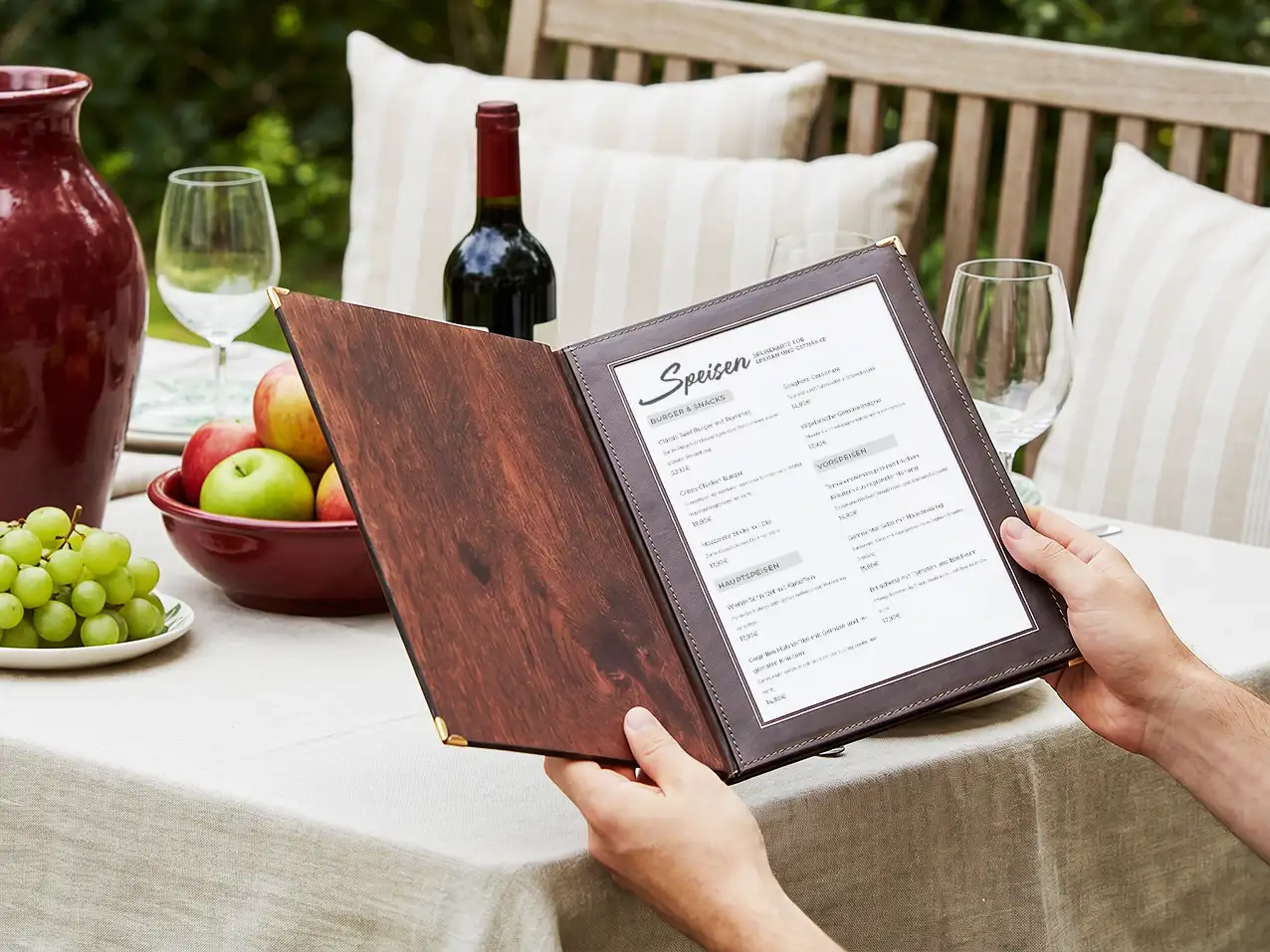 Gastronomie-Speisekarte Jubilar in Grau, Format A4 hoch – Speisekarten Bilder