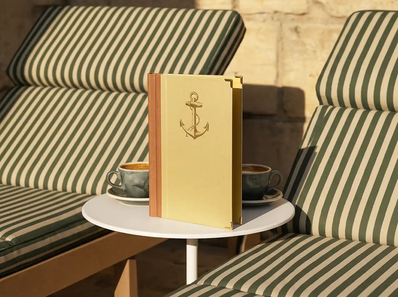 Speisekarten Bilder: Speisekarte Quickfix im Format A4 schmal, Einband in Gold / Metallic