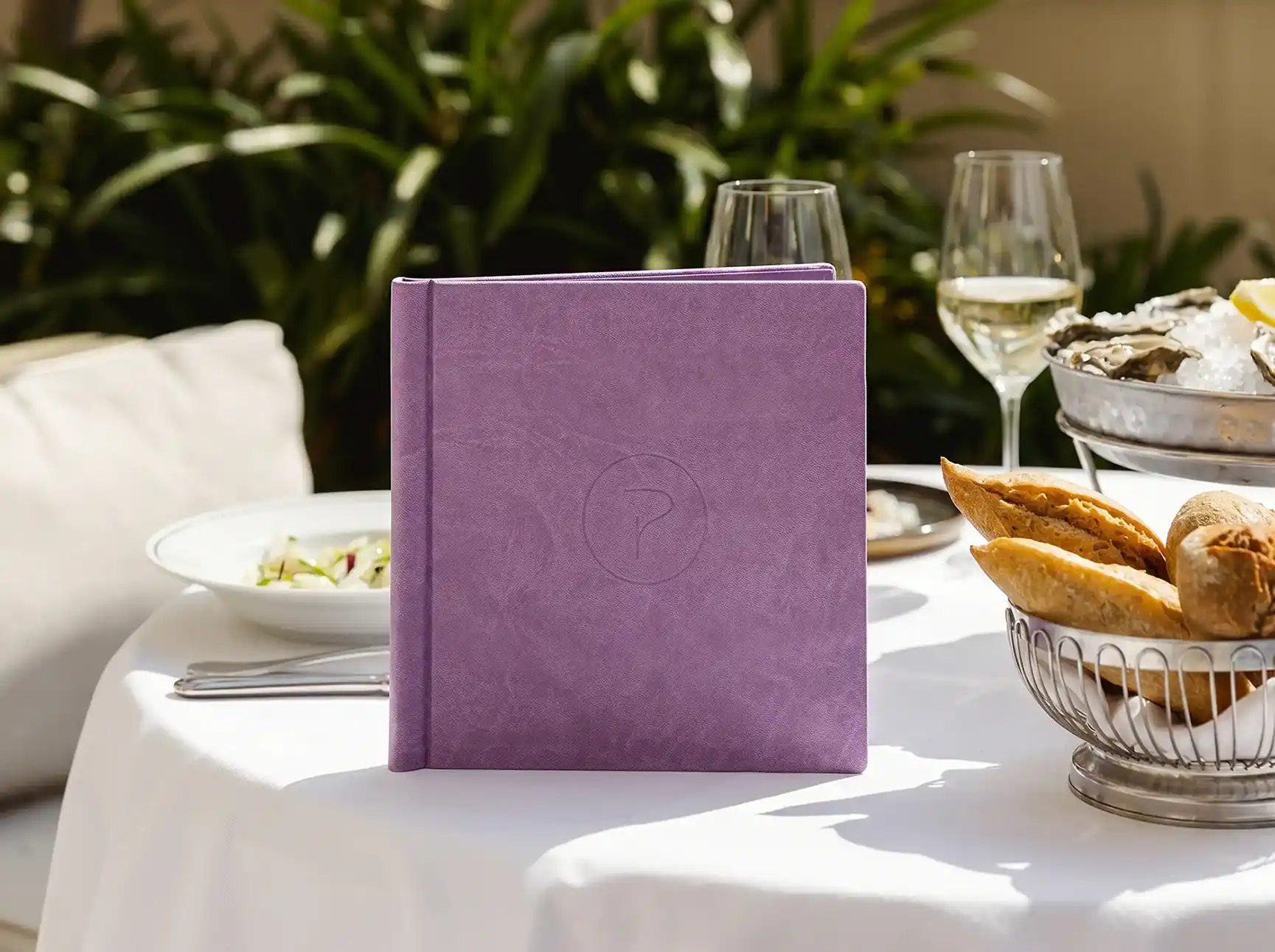 Gastronomie-Speisekarte Quickin in Grau, Format 20 × 20 cm quadratisch – Speisekarten Bilder